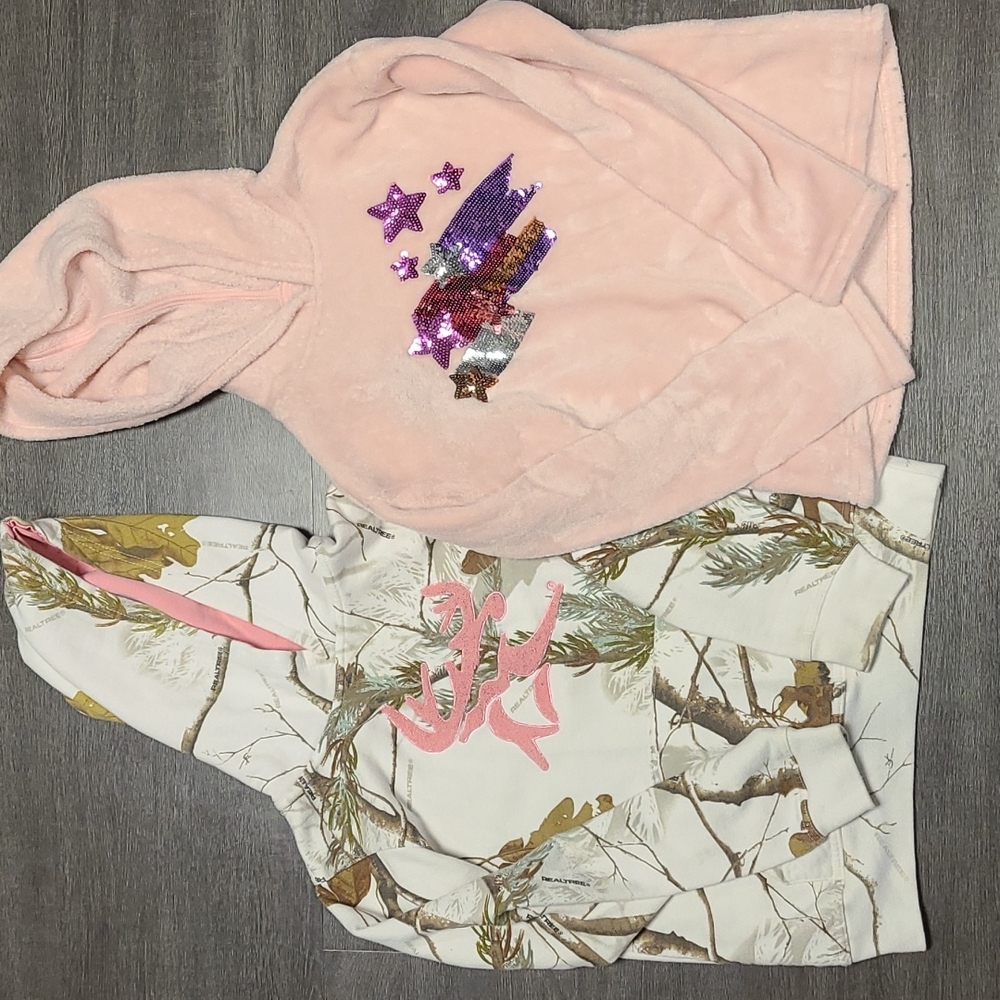 Lot of two hooded sweatshirts